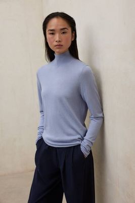 BLUE FAYA SWEATER