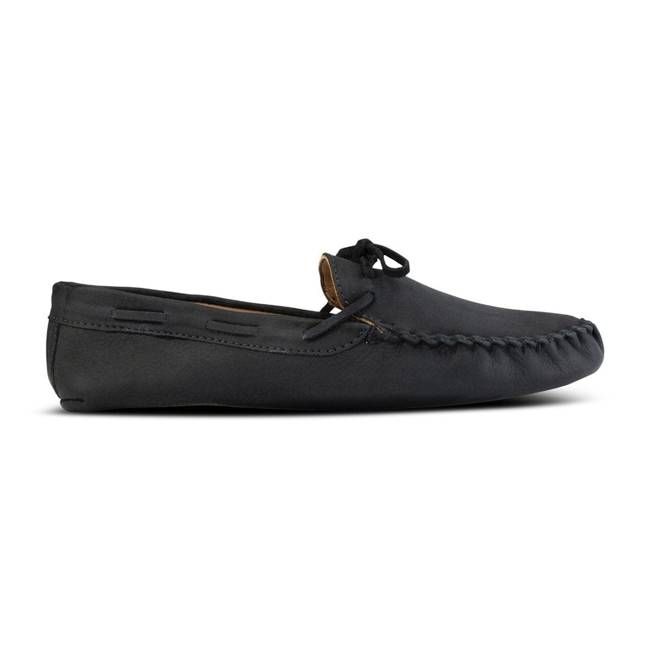 The Women's Moccasin in Black ~ Super Wide