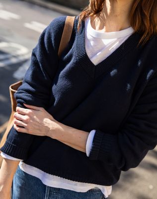 The Relaxed V - Marineblau