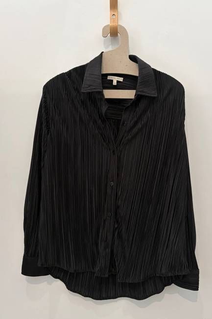Sample Sale Denise Top in Black Plissé