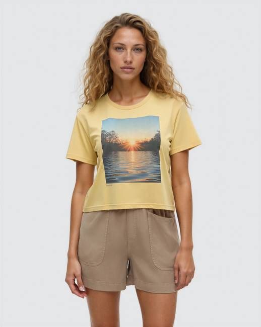 Lake View Crop T-Shirt