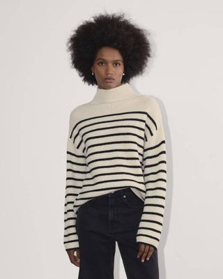 The Fisherman Turtleneck in Wool Cashmere | Bone / Black