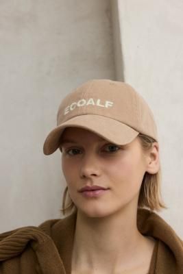 BEIGE CURDO CAP
