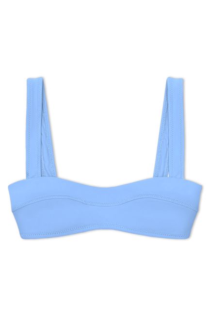 Lou Bandeau in Belle