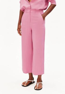 CAARUNUS LINO PANT | washed berry