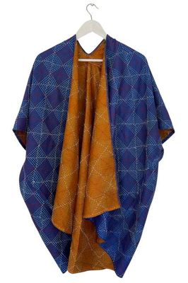 Trudi Poncho Nr. 39 aus Seide im Vintage-Stil, Jodhpur Bearbeiten