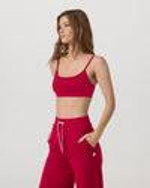 Halo Essential Bra | Women's Strawberry Heather Sports Bra | Vuori