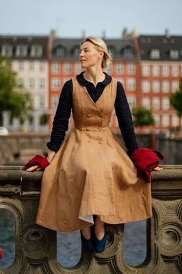 Rosa – Midi Linen Dress with Double-Button Front