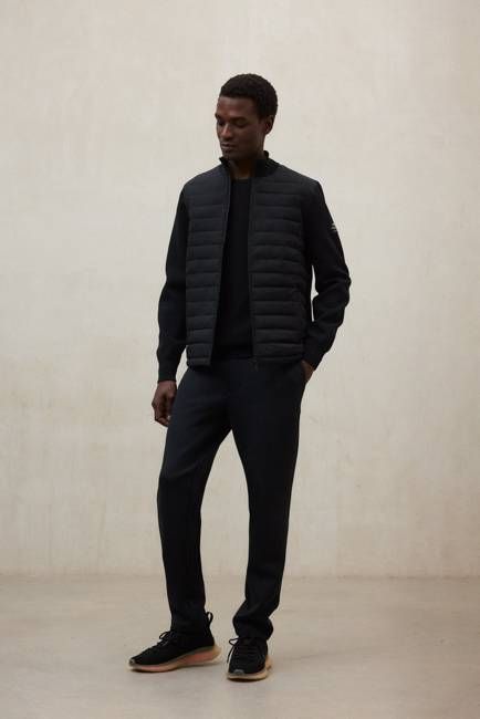 BLACK MERU JACKET