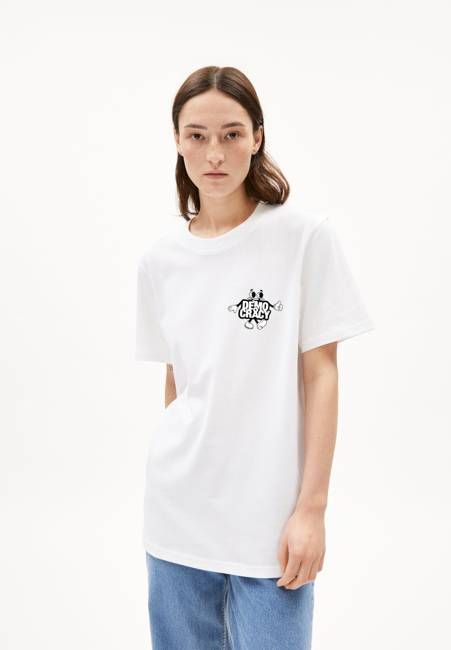 TARJAA DEMOCRACY | white