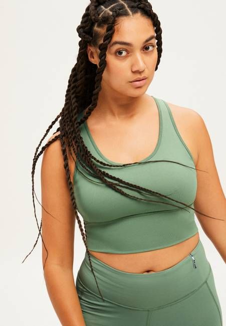 SAANTOSHA LI | rosemary green