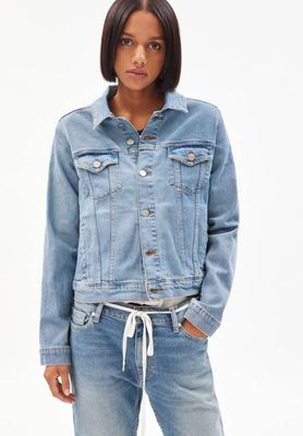VELITAA | stormy blue