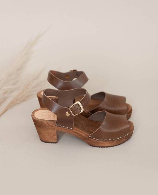 Fresta Clogs In Birch