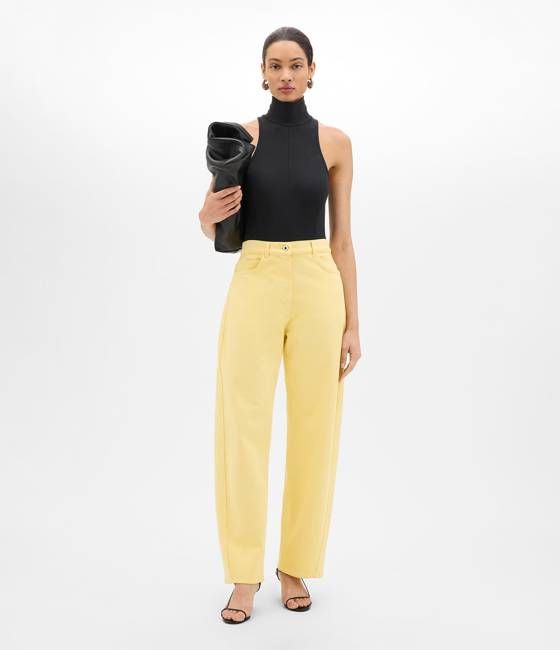 Denim Curved Pant | Daffodil