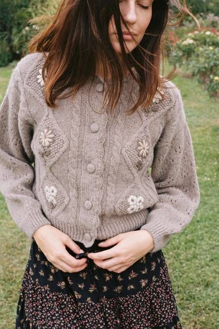 The Clover Cardigan | Hazelnut