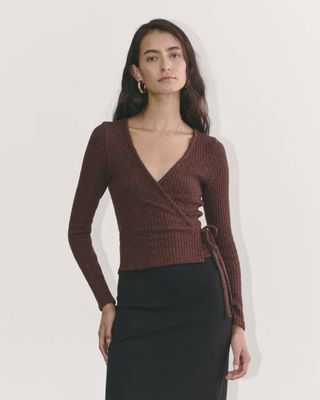 The Cozy Rib Wrap Top | Dark Mahogany