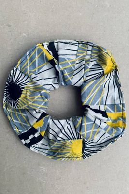 Scrunchie in Yellow Kaleidoscope