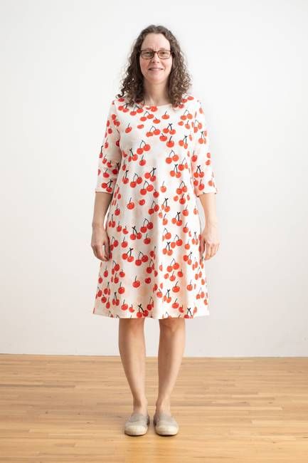 Helsinki Dress - Cherries Red