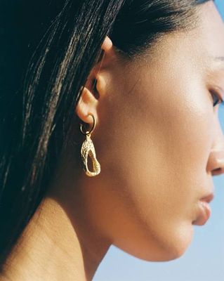 Shell Earrings Gold