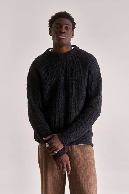 CABLE Lambs Wool Jumper - Dark Charcoal