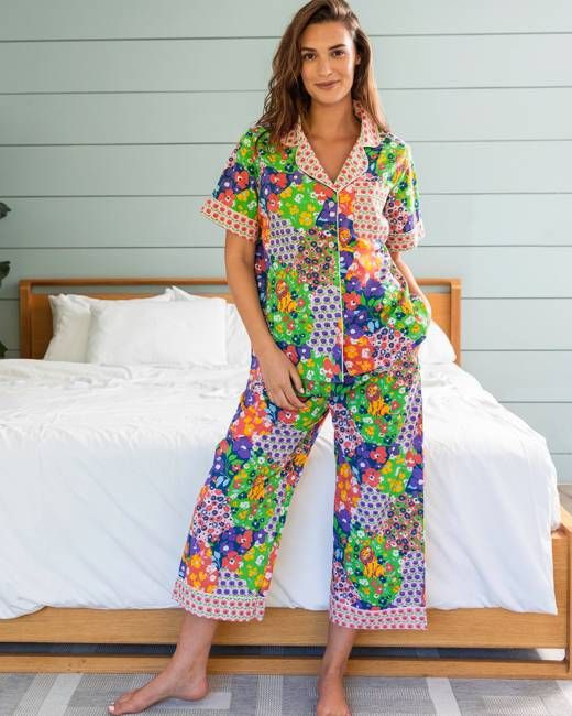 Flower Power - Short Sleeve Top & Cropped Pants Set - Grape Soda