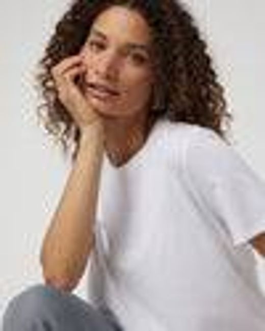 Feather Tee | Women's White Lightweight Tee | Vuori