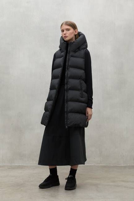 BLACK MANLIE WAISTCOAT