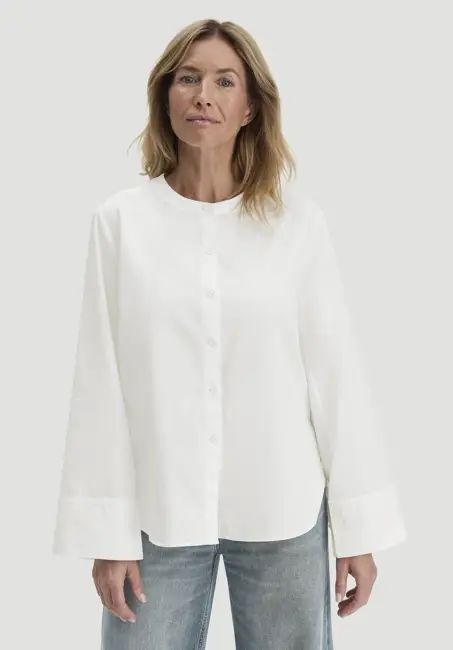 Relaxed blouse made of pure organic cotton