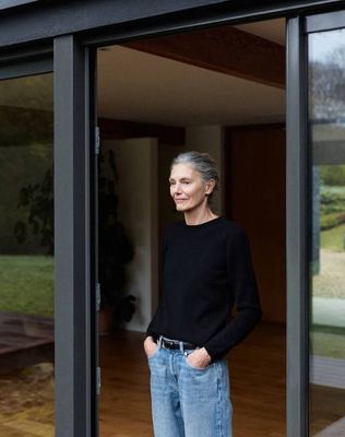 The New Classic Crew - Black