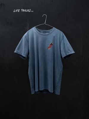 Roy Basement Tracks T-Shirt Blau | Nudie Jeans