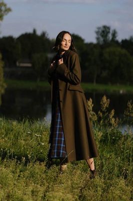 Wangari – Oversized Wool Coat with Foldable Cuffs