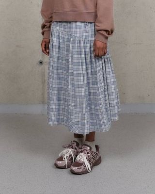 Orbit Skirt - Picknick mit Indigokaromuster