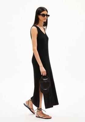 CAROLINIAA LINO| black