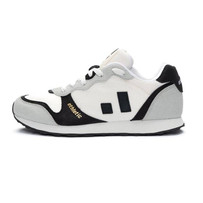 Fair Runner Donovan Chalk White | Jet Black