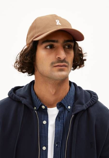 YENAAS BOLD | pale umber