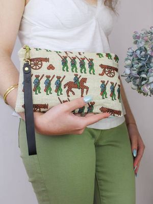 Vintage Linen Mod Minuteman Wristlet