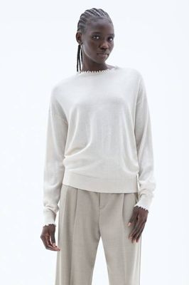Frayed R-Neck Top