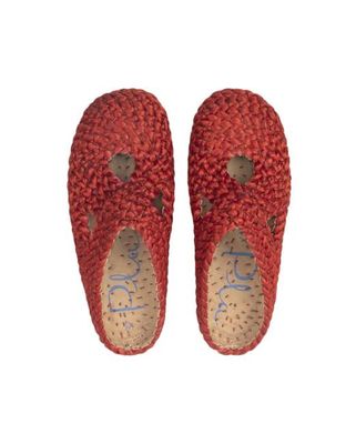 Illetes red clogs