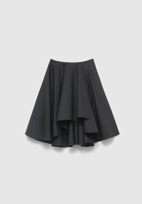 Tailored Voluminous Skirt