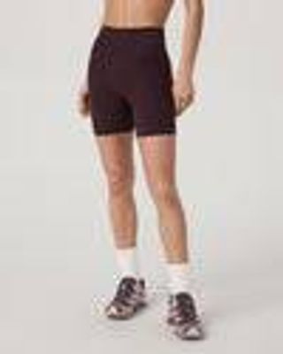 Clean Elevation Shorty | Women's Raisin Heather Shorts | Vuori