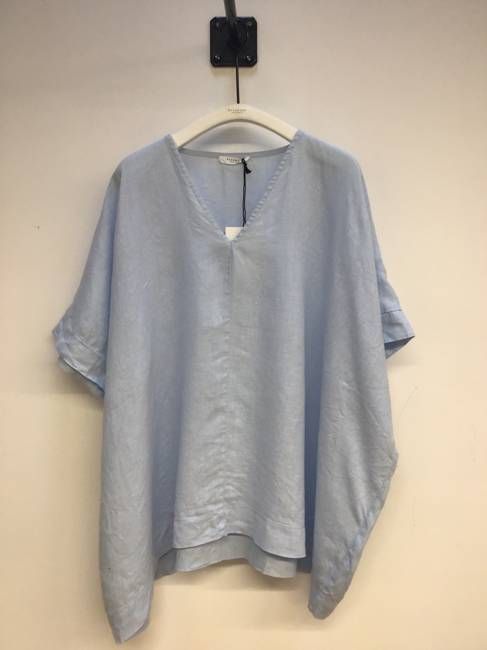 Leonor Linen Top in Pale Blue L Preloved