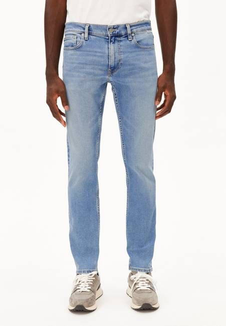 IAAN SLIM JEAN | seashore