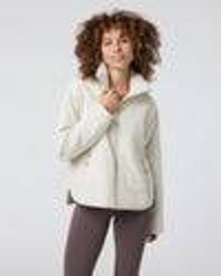 Canyon Insulated Jacket | Bone Lightweight Jacket | Vuori