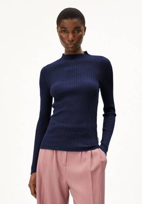 ALAANIA KNIT SWEATER | tinted navy