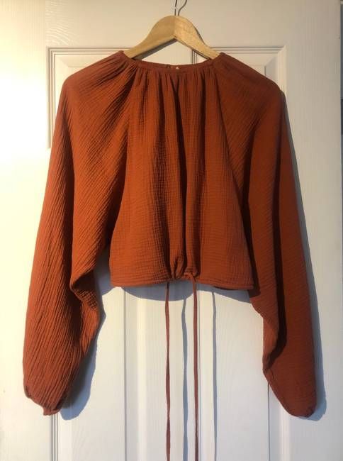 Chaya Top In Paprika Size M Preloved