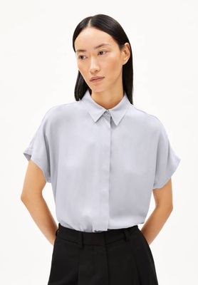 LARISAANA BLOUSE | misty morning