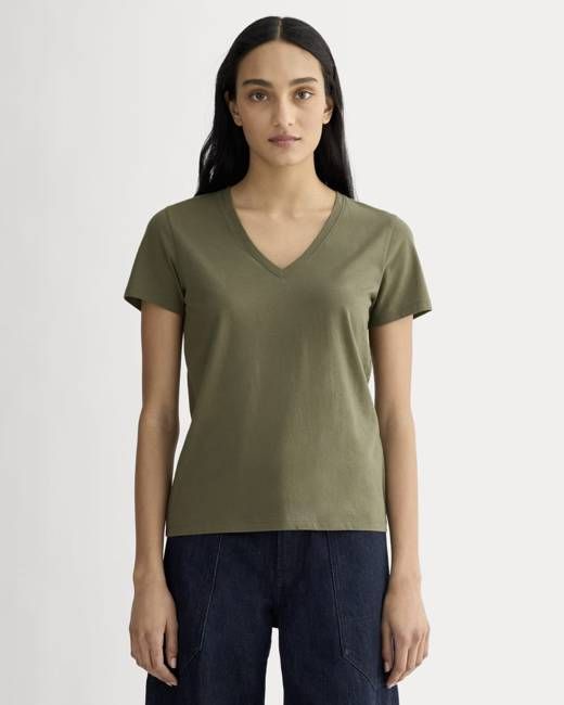 The Slim V-Neck Tee in Essential Cotton | Kalamata