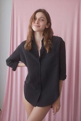 BLACK WIDE SHIRT - ONLINE EXCLUSIVE