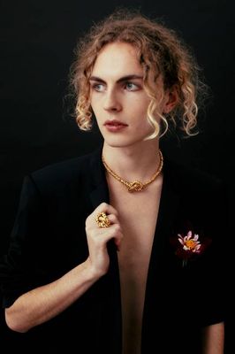 Ring mit Serpent Seed Twist, goldfarben