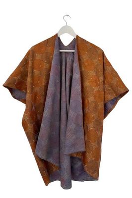 Trudi Poncho Nr. 34 aus Seide im Vintage-Stil Jodhpur Bearbeiten